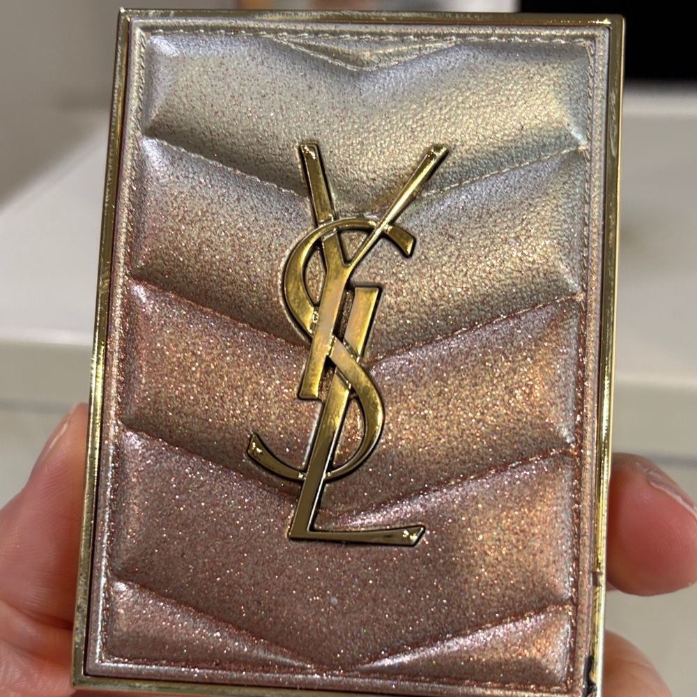 Yves Saint Laurent Couture Mini Clutch Collector eyeshadow - Sparkling Lust - Picture 5 of 8